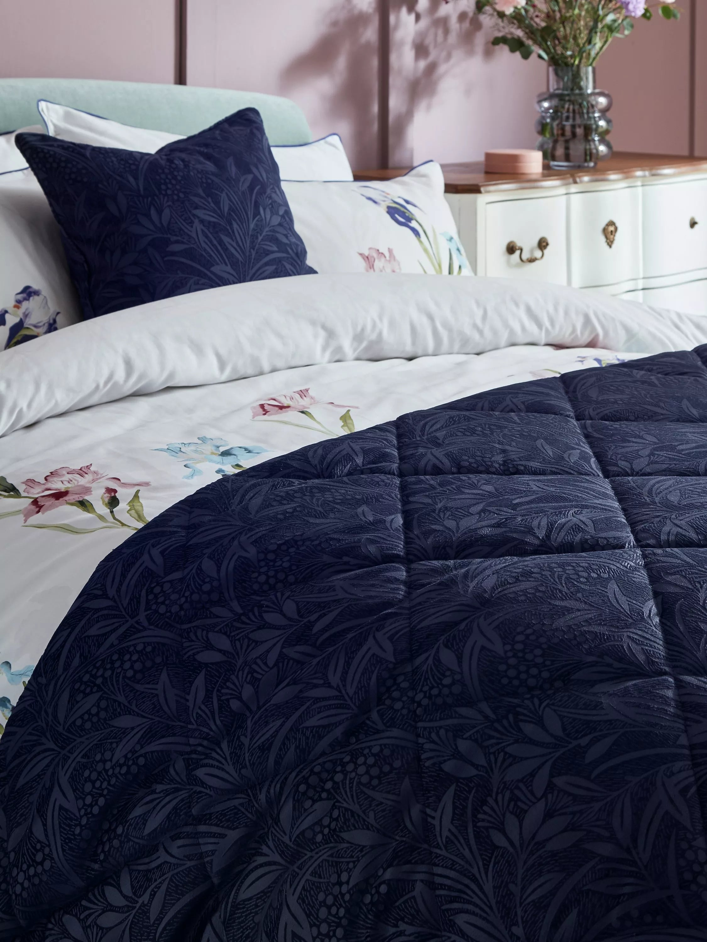 - Hamster silent running wheel to prevent chewing Laura Ashley Barley Quilted Bedspread, Navy